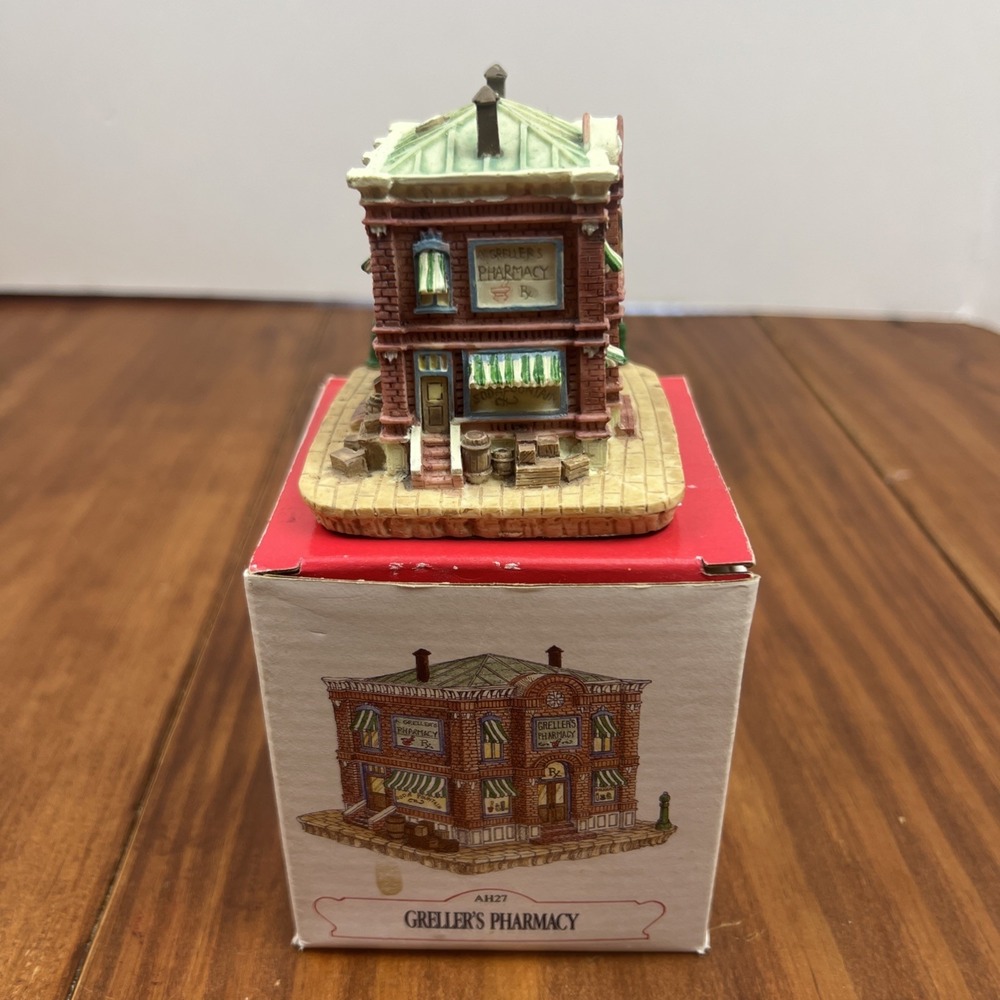 Vtg 1993‎ Liberty Falls AH27 Greller's Pharmacy The Americana Collection